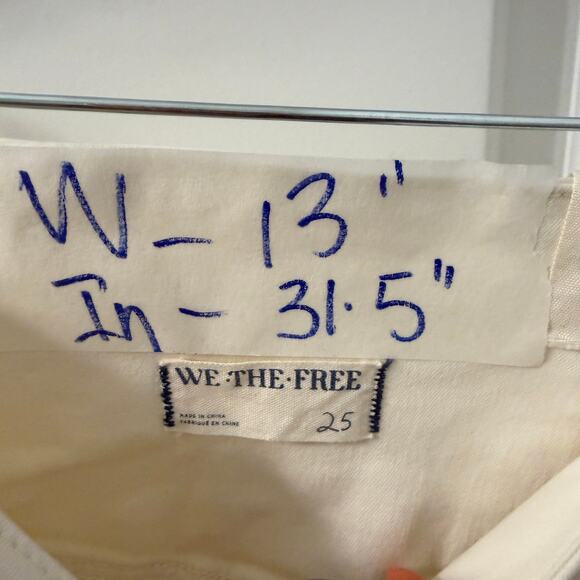 NEW FREE PEOPLE Venice Beach High Rise Flare In Worn White Sz 25 Stretchy - Picture 7 of 9